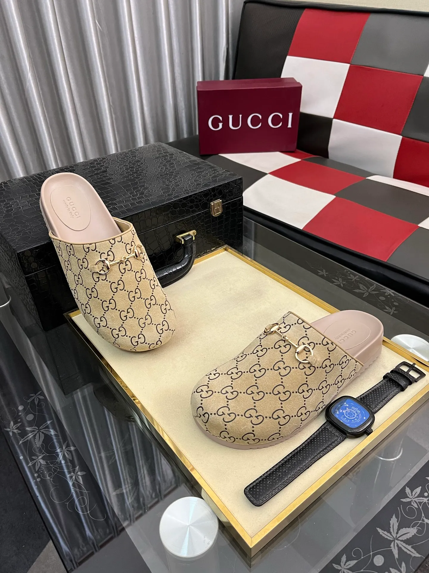 Ex-factory price: 420⌚️⌚️[Gucci] 2025 new season half-slip men's shoes, made of Italian imported first-layer frosted cowhide➕sheepskin lining, original hardware buckle, original combination wear-resistant outsole, real shot 🎬 Very comfortable on the feet, size 38-44